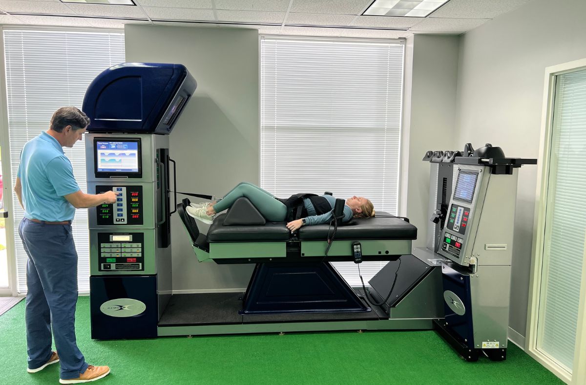 spinal decompression image